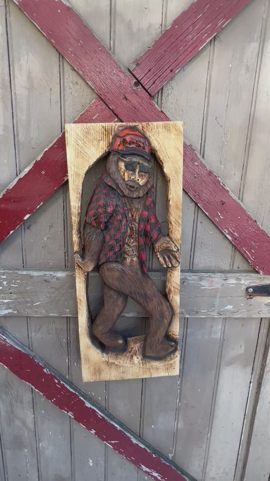 Chainsaw carved Bigfoot